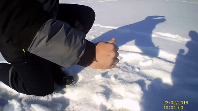 23 ферваля на рыбалке- ЛЁХА ВПЕРВЫЕ ПОЙМАЛ ЩУКУ НА ЖЕРЛИЦЫ!!! смотреть онлайн