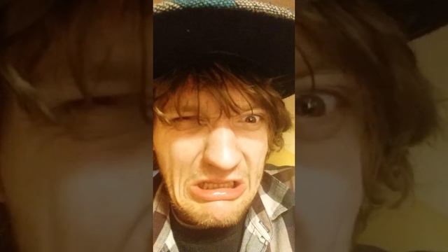 Team sketch. Spun out freestyle ft. Roach смотреть онлайн