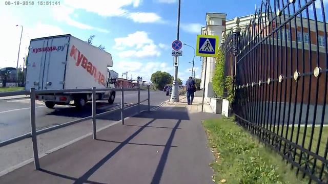 экшн камера X-try Xtc210