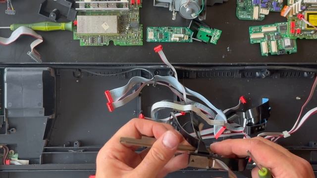 Bang & Olufsen Beosound 9000 CD player Laser change, Disassembly process and Repair guide смотреть онлайн