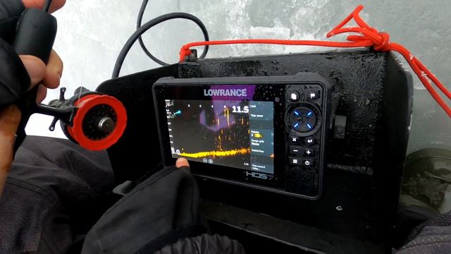 ПЕРВЫЙ ЛЁД 2021-22.Поиск хищника с Lowrance Active Target смотреть онлайн