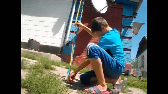 СДЕЛАЛ ПОЧТИ ДВУХ - МЕТРОВЫЙ КАНАТ ИЗ ПРИЩЕПОК !!!! смотреть онлайн