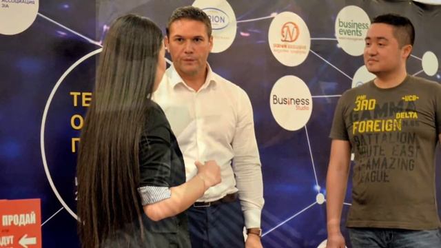 Трансформация. Трансформационый трениг в Бишкеке " Осознанные продажи" Клиенты сами снимают видео. смотреть онлайн