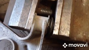 Volkswagen Caddy. Замена сайлентблоков передних рычагов.Замена рулевых тяг..mp4