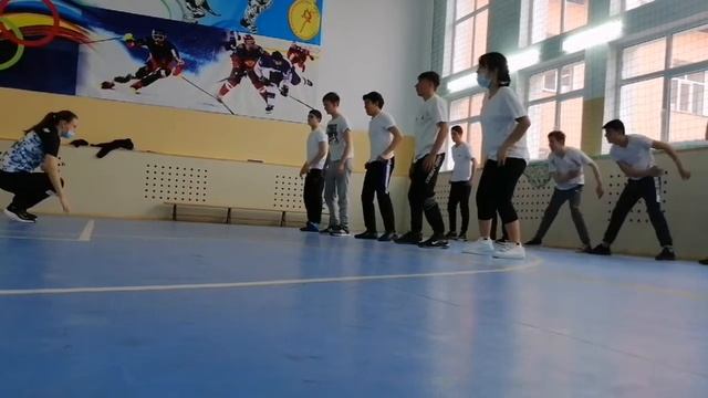 Урок физкультуры 9в класс смотреть онлайн