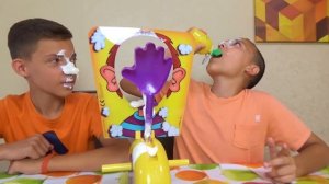 Челлендж ПИРОГ В ЛИЦО Саша и Олег играют ВЕСЁЛУЮ Настольную игру Challenge