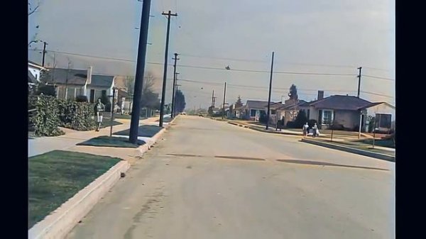 Los Angeles 1940s, Residential Area in color [60fps, Remastered] w/sound design added