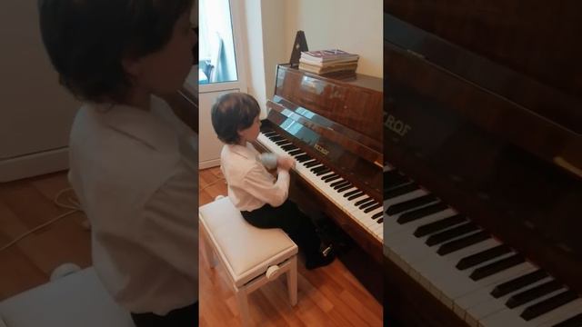 Роберт Куклин 29.04.2020 (7 лет) смотреть онлайн