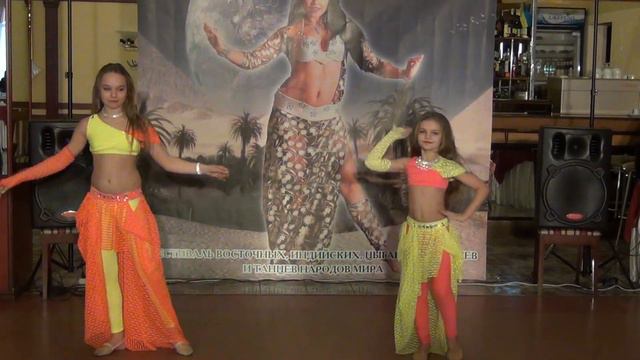 Табла дуэт, школа Изадора, Анна и Юлиана смотреть онлайн