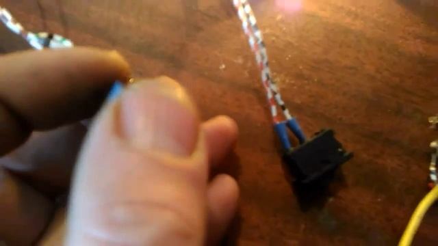 Зарядное для авто.Ресурс 1 , демонстрация его работы. смотреть онлайн