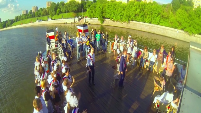 Выпуск 2016 флешмоб на теплоходе смотреть онлайн