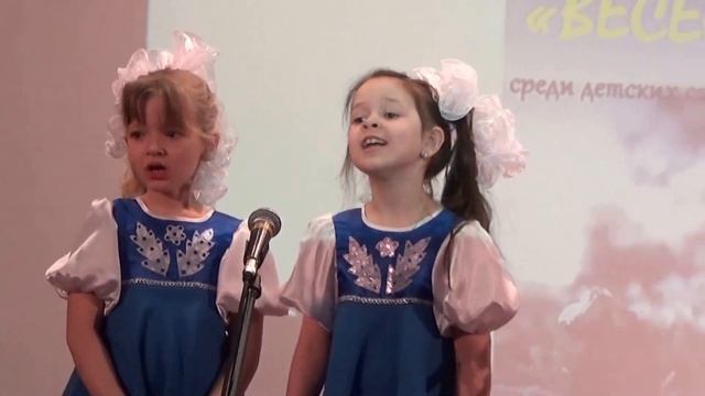 "Белый, синий, красный" смотреть онлайн