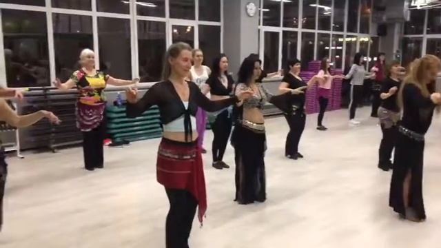Танец живота в фитнес-центре Паллада Бутово смотреть онлайн