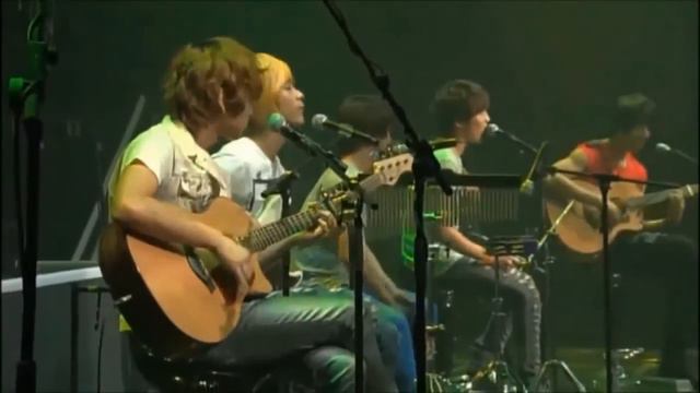 Sunshine Girl ( Live PLAY concert 2011 cut) смотреть онлайн