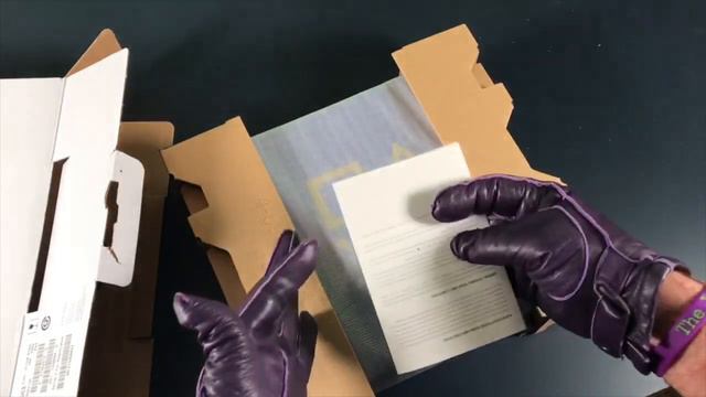 Sony PlayStation 4 1TB Slim Days Of Play Limited Edition Blue: PS4 DAYS OF PLAY Unboxing: The Joker