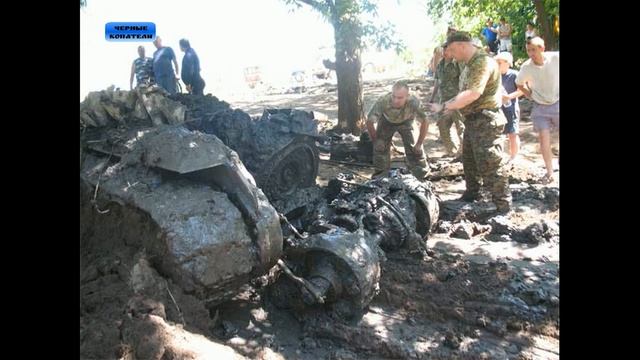 ПОДЪЕМ ТАНКА Т-34 С ЭКИПАЖЕМ ИЗ РЕКИ смотреть онлайн