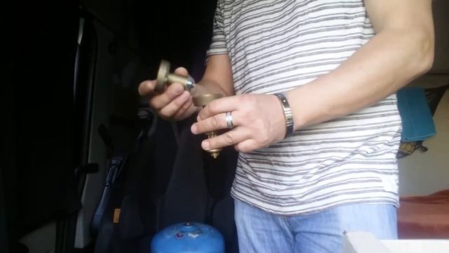 Как заправить газовый баллон - Camping GAZ -дальнобойщику. смотреть онлайн
