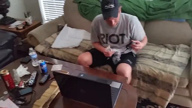 Unboxing Dell Inspiron 17 5000 Series смотреть онлайн