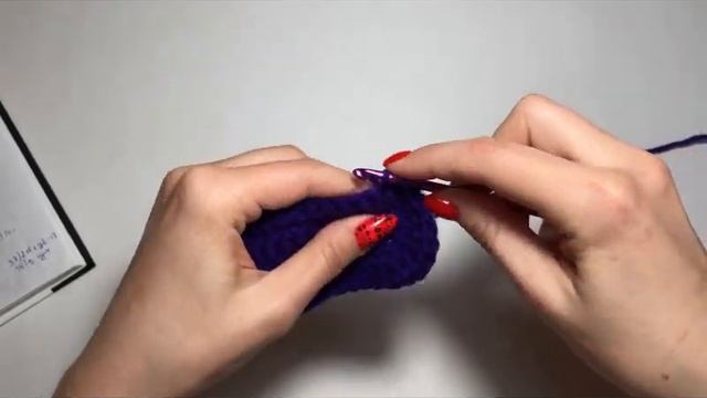 Рюкзак крючком из обычной пряжи. Бесплатный МК. смотреть онлайн