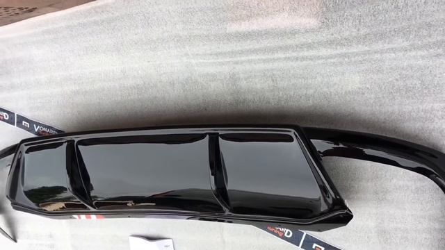 Диффузор заднего бампера Skoda Octavia А7 RS черный глянец #RIEGERTUNING смотреть онлайн