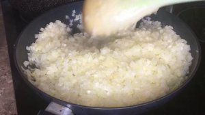 Блинчики с куриными желудками и жареным лучком?