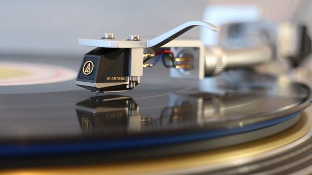 Brian Wilson - Surf's Up (2004 HQ Vinyl Rip) - Technics 1200G Audio Technica ART9.mp4 смотреть онлайн