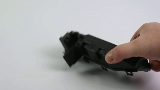 243824BA1B NISSAN COVER КРЫШКА БЛОКА ПРЕДОХРАНИТЕЛЕЙ смотреть онлайн