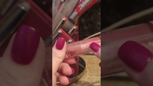 Вы думаете это магия ! Нет! это всего лишь статическое электричество! смотреть онлайн