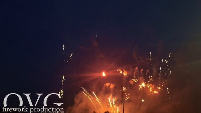 Фейерверк музыкальный "Скрипка" смотреть онлайн