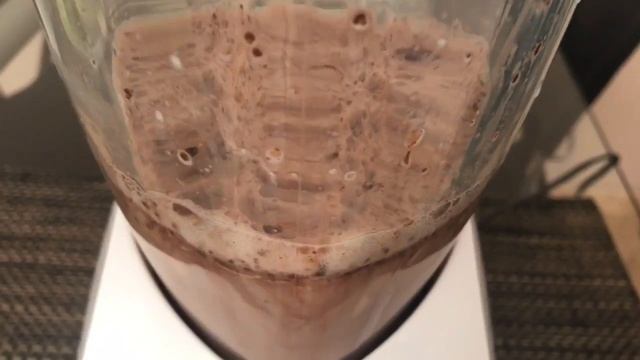 Вкуснейший напиток с бананом / Полезный завтрак. смотреть онлайн