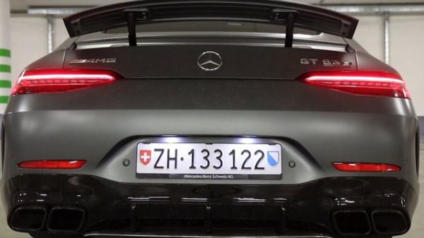 Mercedes-AMG GT 63 S 4MATIC+ - AMG shark