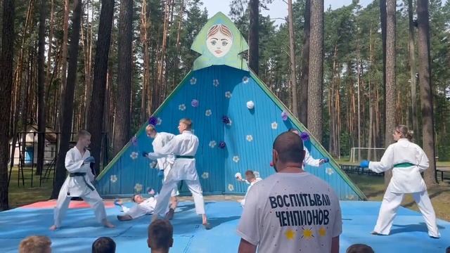 Показательные выступления на сборах! #абовян#каратэ#спорт#зож#тренировка#дети#развитие#друзья#секци смотреть онлайн