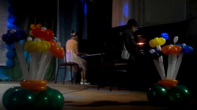 Марк играет Ариеля "Парафраз" смотреть онлайн