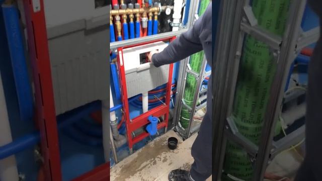 Проверка инсталляции для подвесного унитаза TECE. С помощью специального байпаса за 5000 рублей. смотреть онлайн