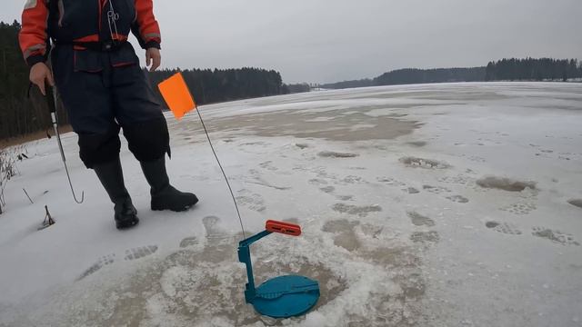 ЗАЕХАЛИ В ГЛУШ И ПОШЛО ДЕЛО! ЗИМНЯЯ РЫБАЛКА.РЫБАЛКА НА ЖЕРЛИЦЫ 2024. смотреть онлайн