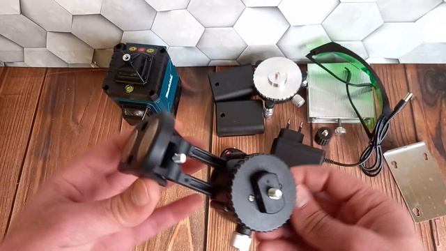 Лазерный уровень нивелир лазер 4х360 градус 4D 16 лучей линий зелёный луч Makita. Аналог MAKITA смотреть онлайн