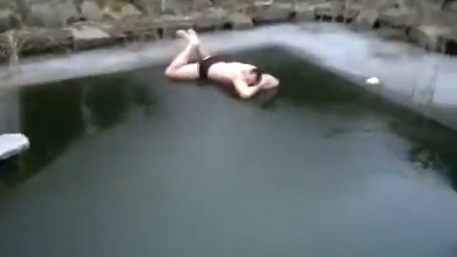 Не ныряйте зимой в бассейн смотреть онлайн
