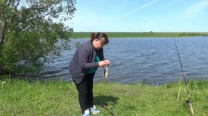 Карась на пенопласт/ловля на донки/борьба Супруги с карасем/