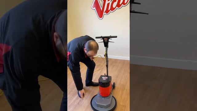 Victor - Contractor Rotary Floor Care Machine смотреть онлайн