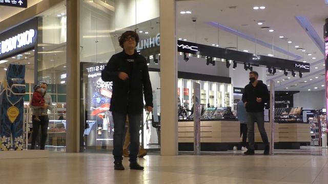 Танцую один остальные стесняются смотреть онлайн