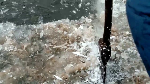 РЫБАЛКА НА ПАУК . ПЕРВЫЙ ЛЕД 2018. смотреть онлайн