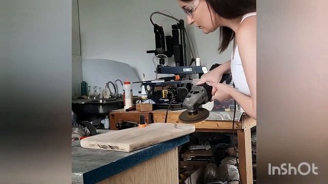 Кухонная доска из дерева своими руками (разделочная доска ясень) cutting board maker смотреть онлайн