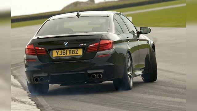 BMW F10 смотреть онлайн