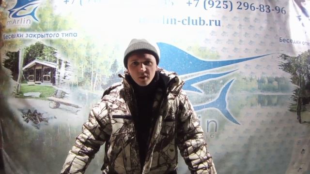 Рыбак первый раз поймал спарктика и он доволен смотреть онлайн
