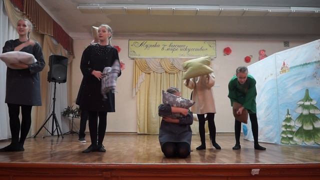 Ансамбль "Свирель" Е. Зарицкая "Сказка про ленивую мышку" руковод. И.Цыганова, хореогр. А.Кошечкина смотреть онлайн