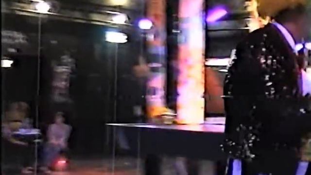 СЕРДЦУ В ТАКТ 1999 КЛОУНЫ ОБЪЕДАЛО И МЕНЮШКА смотреть онлайн