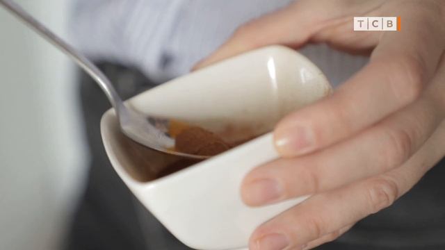 Как приготовить куркума-латте. Эликсир здоровья смотреть онлайн