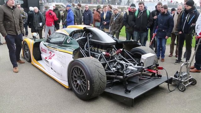 Lotus Elise GT1 startup, revs and on track at Goodwood Members Meet 75 смотреть онлайн