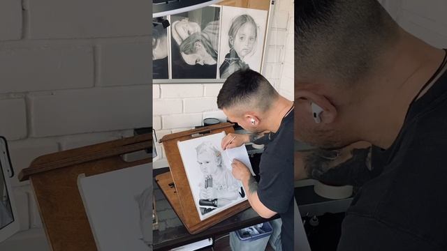 Портрет карандашом #15 #art #drawing #sketch смотреть онлайн