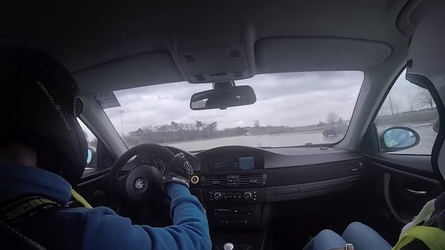 BMW E92 325I DRIFTING